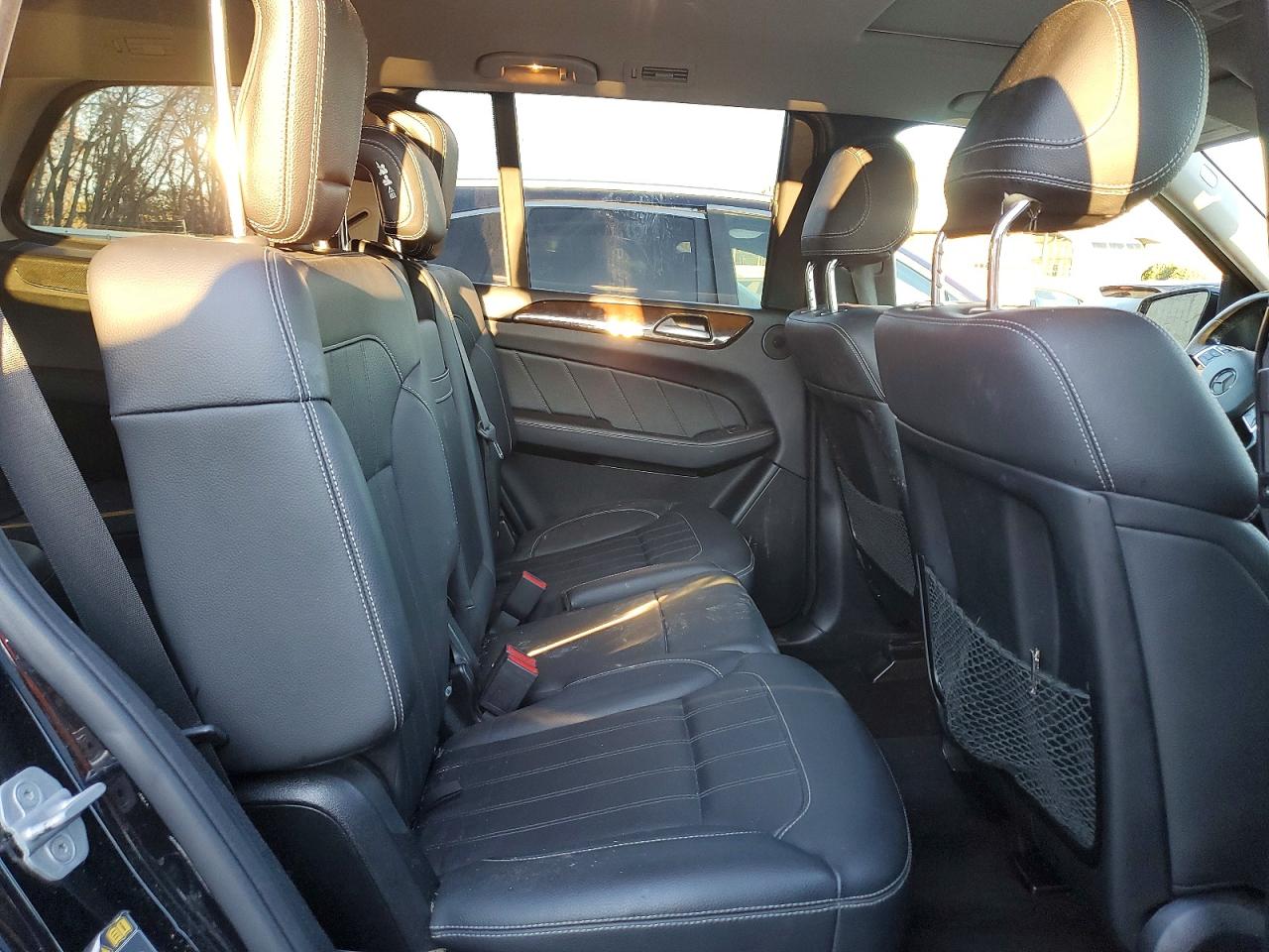 2015 MERCEDES-BENZ GL 450 4MATIC photo 31