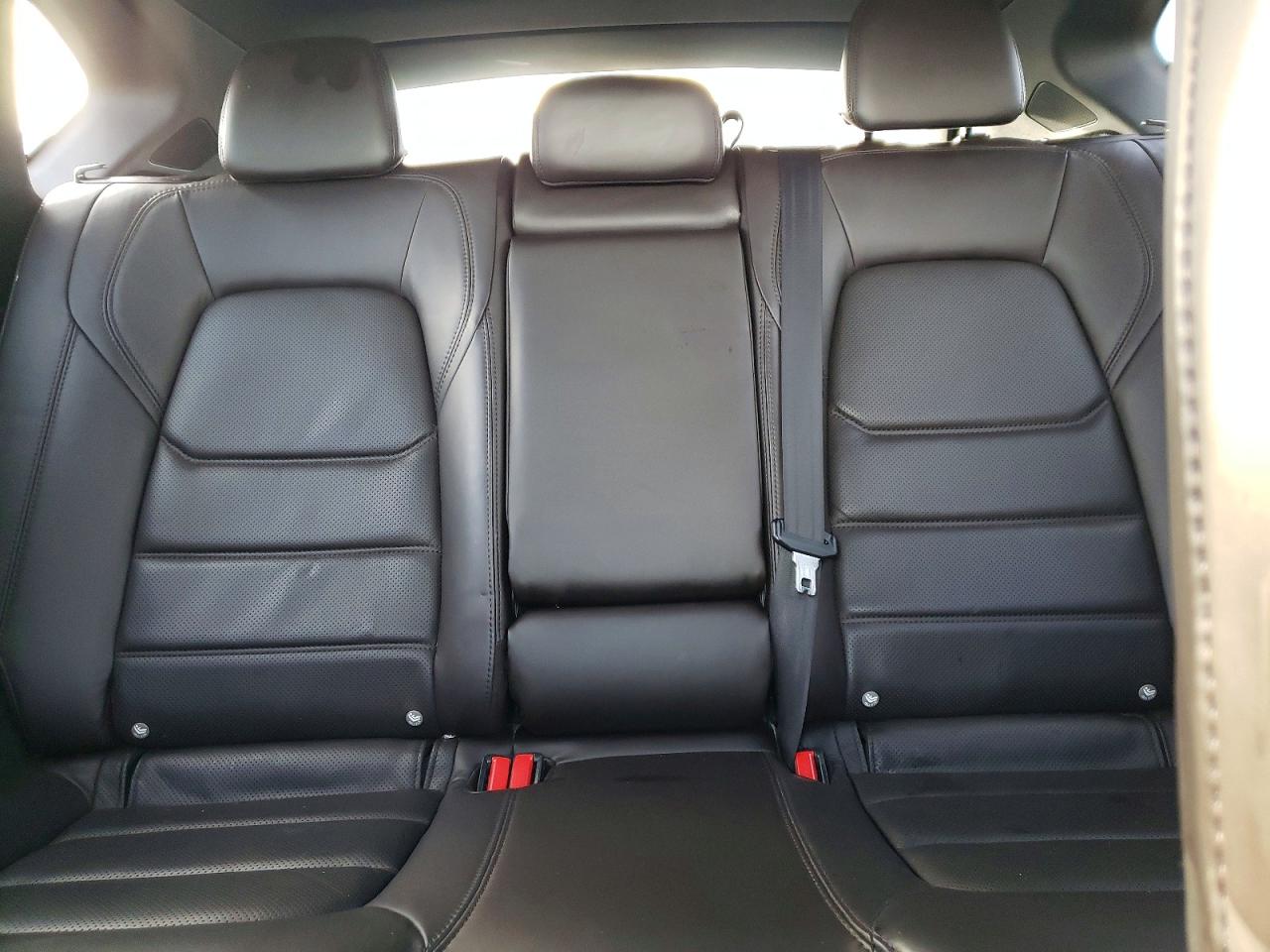 2021 MAZDA CX-5 SIGNATURE photo 5