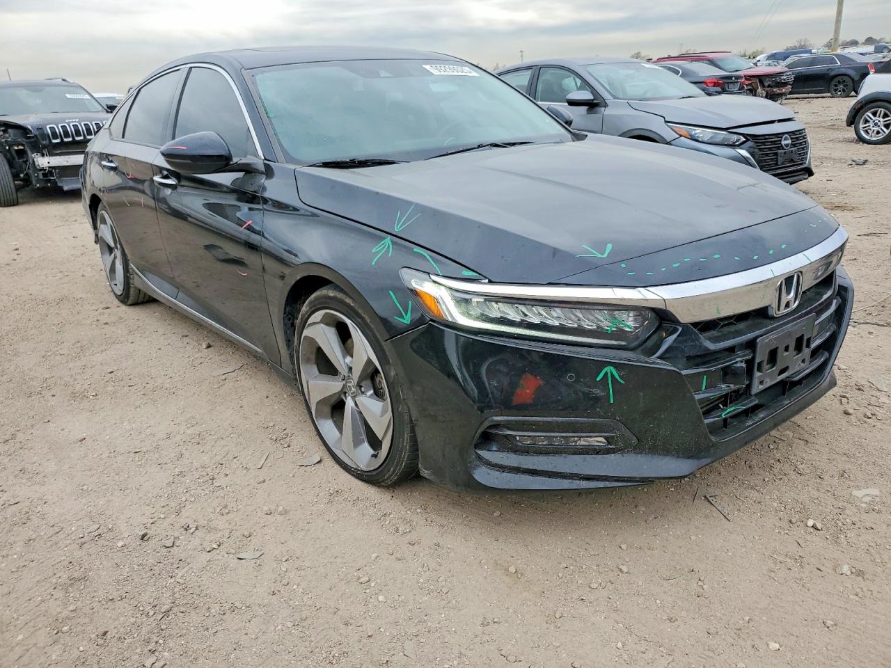2018 HONDA ACCORD TOURING photo 4