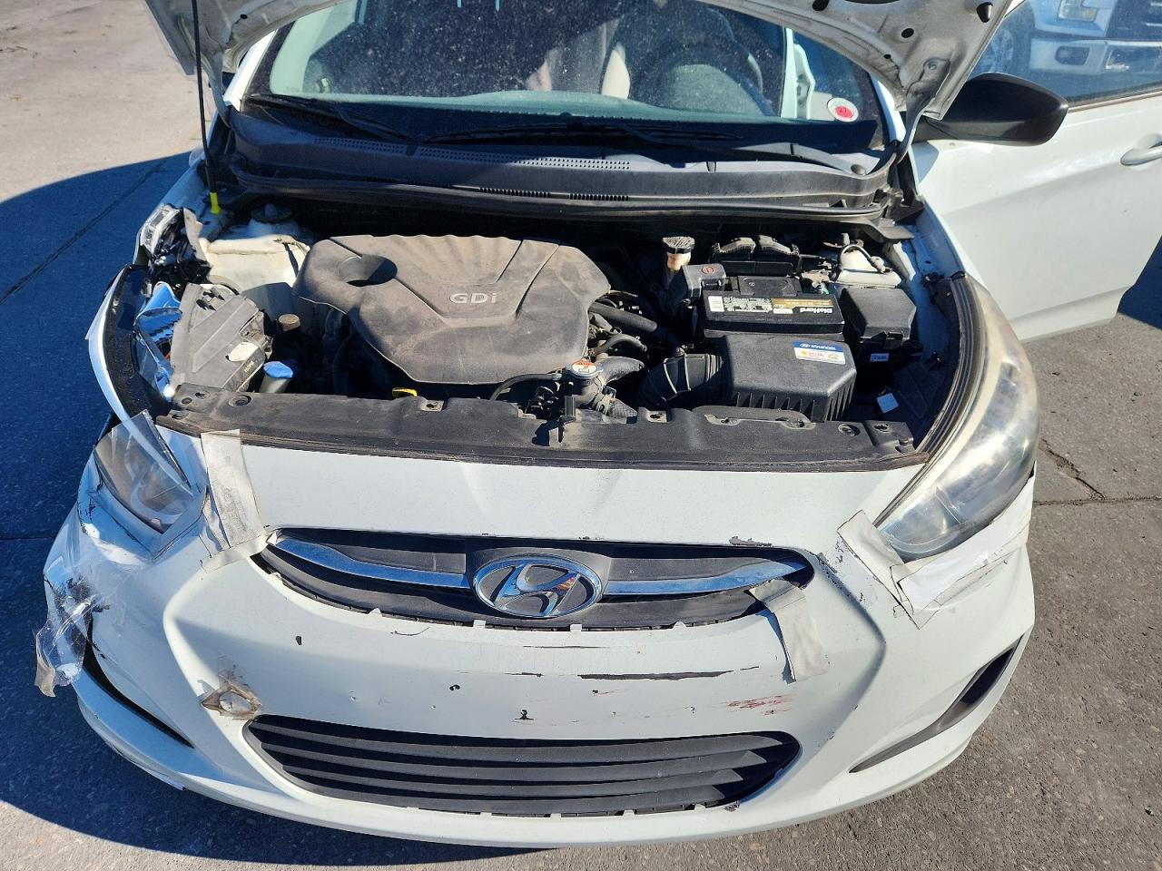 2015 HYUNDAI ACCENT GLS photo 11