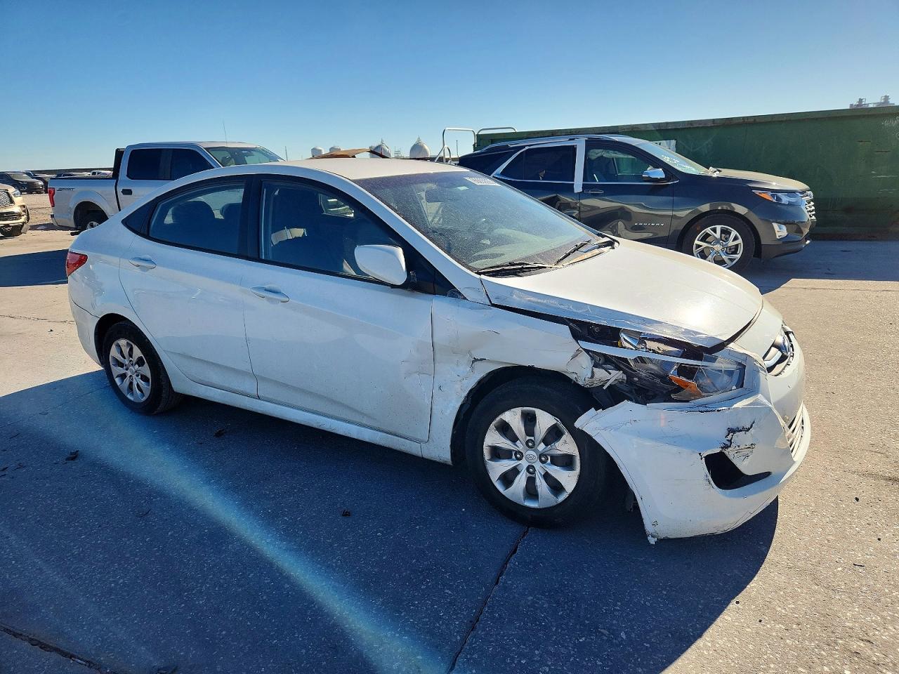 2015 HYUNDAI ACCENT GLS photo 4