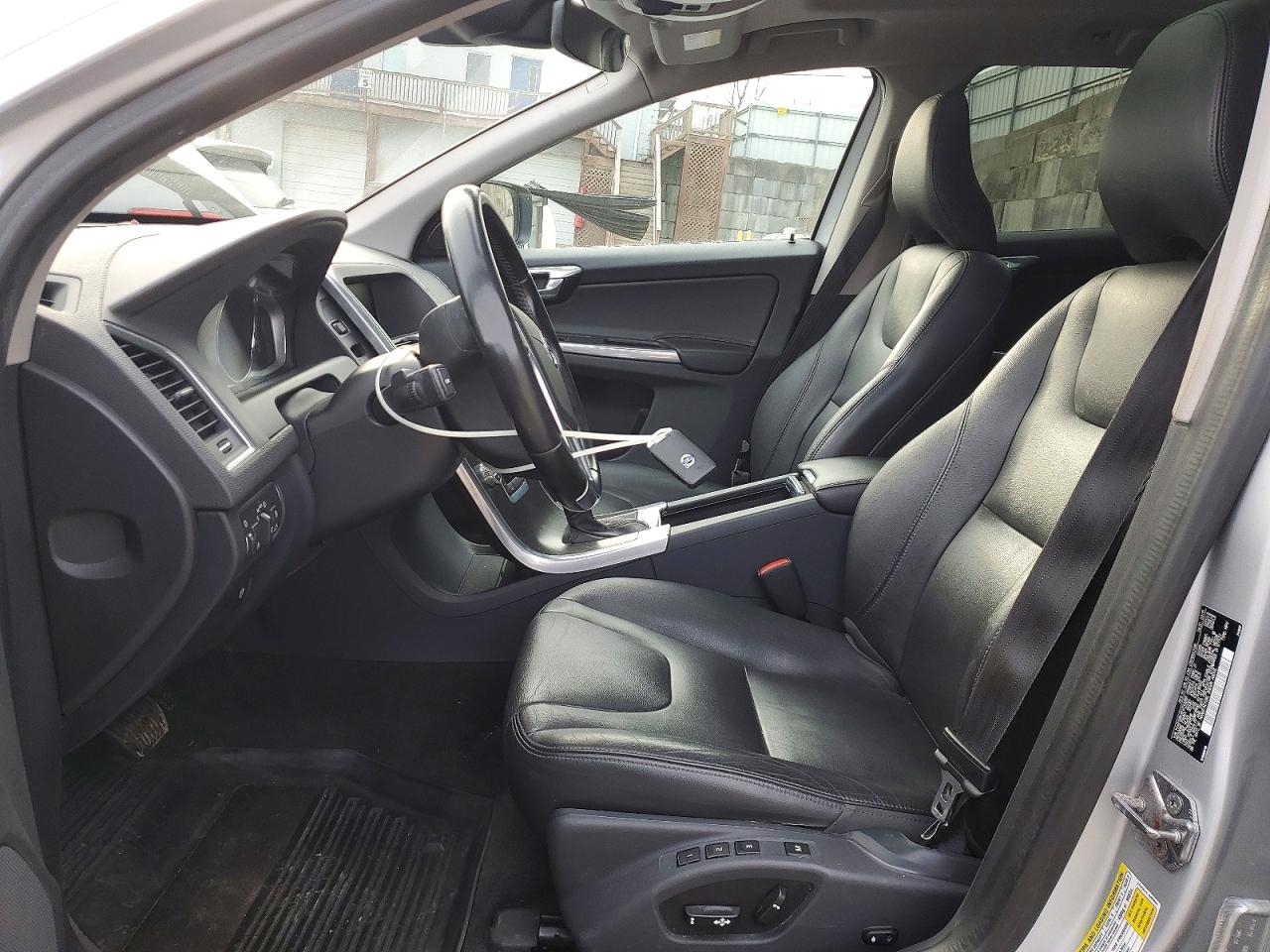 2015 VOLVO XC60 T5 PREMIER photo 19