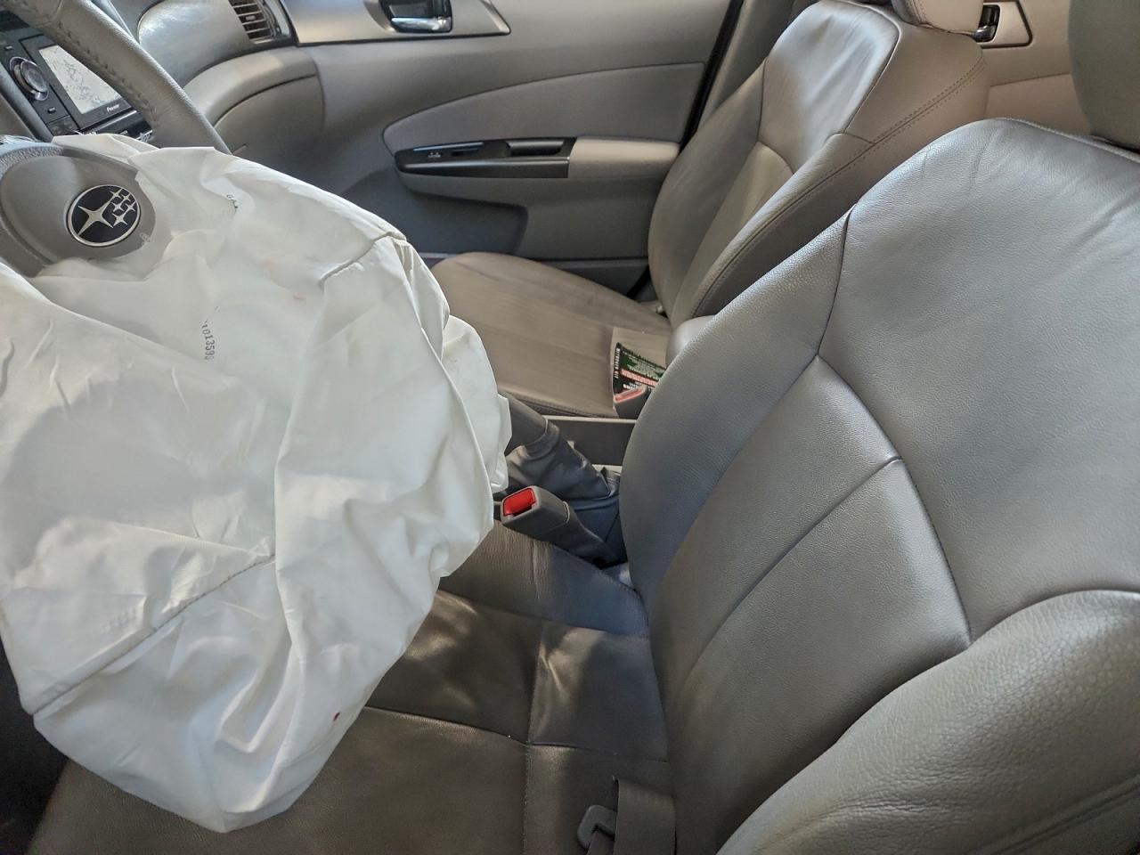 2011 SUBARU FORESTER LIMITED photo 19