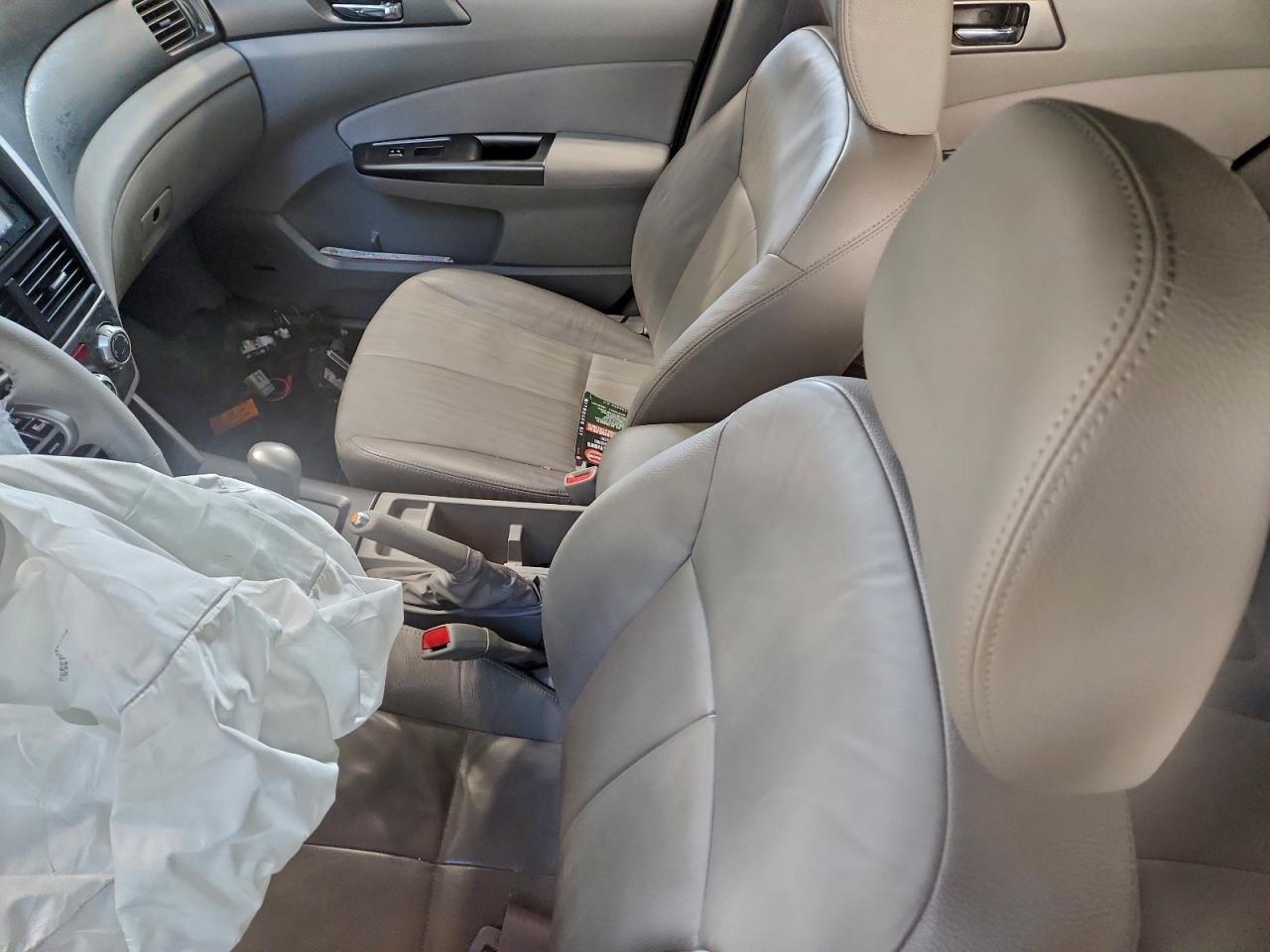 2011 SUBARU FORESTER LIMITED photo 22
