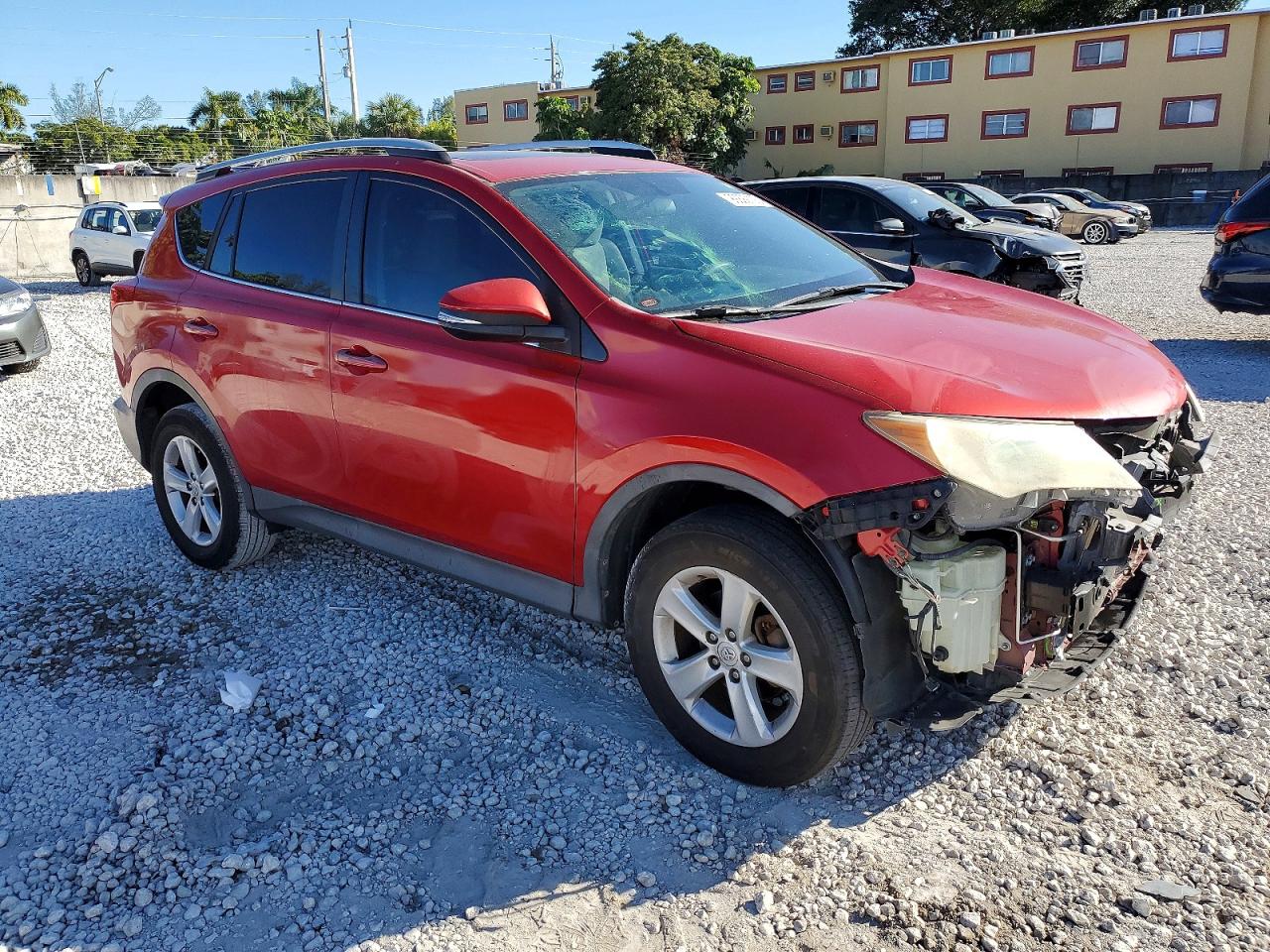 2013 TOYOTA RAV4 XLE photo 4
