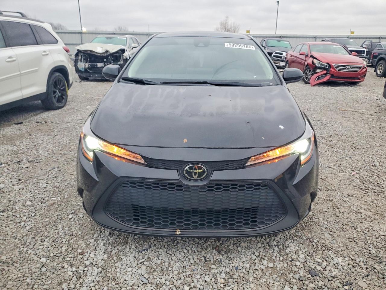 2021 TOYOTA COROLLA LE photo 9