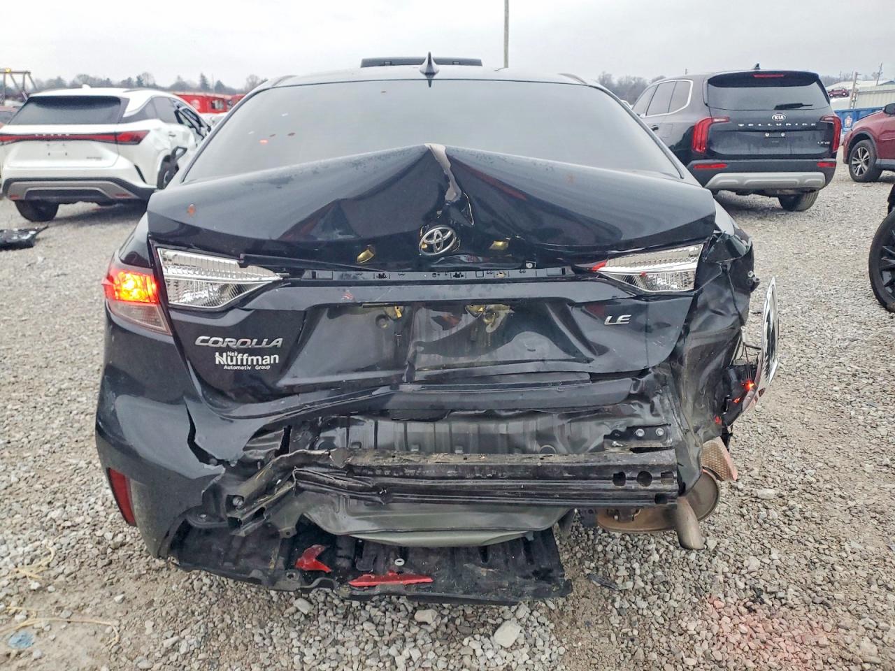 2021 TOYOTA COROLLA LE photo 11