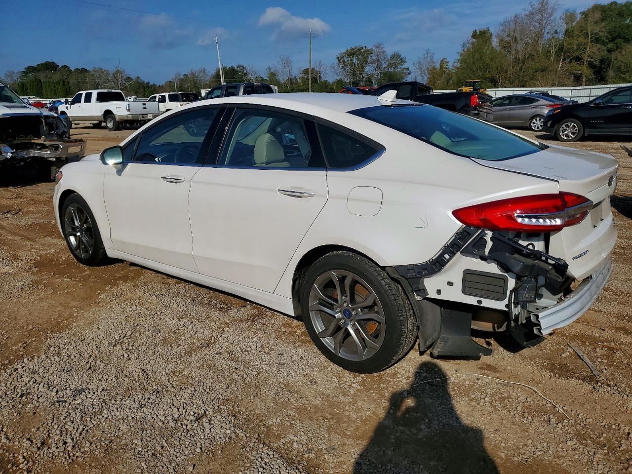 2020 FORD FUSION SEL photo 2