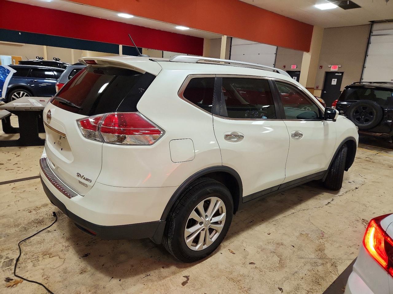 2016 NISSAN ROGUE S photo 3