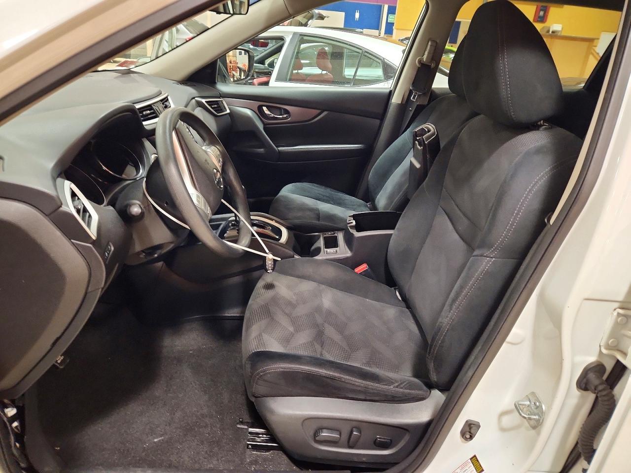 2016 NISSAN ROGUE S photo 7