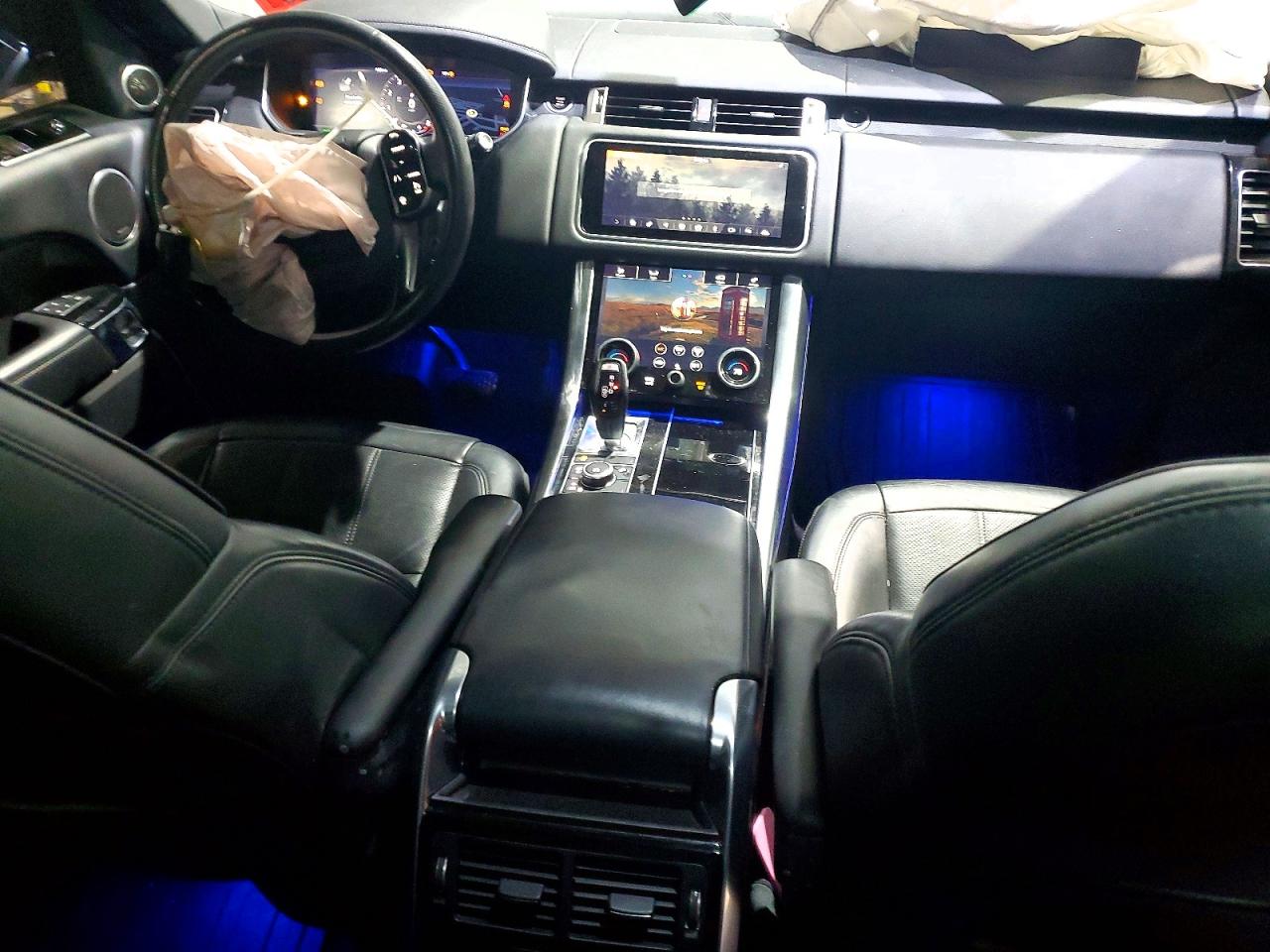 2020 LAND ROVER RANGE ROVER SPORT HSE photo 8