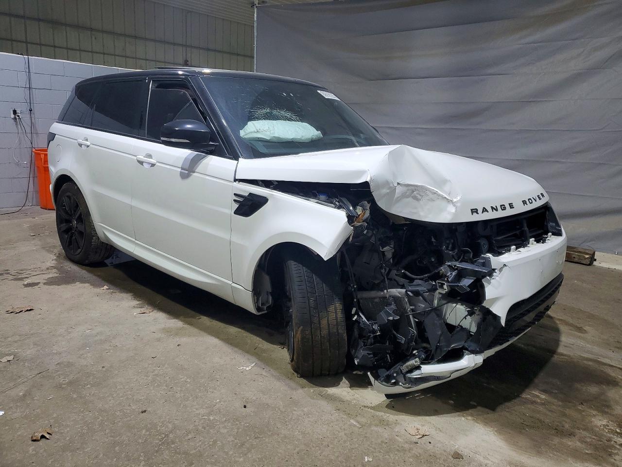 2020 LAND ROVER RANGE ROVER SPORT HSE photo 4