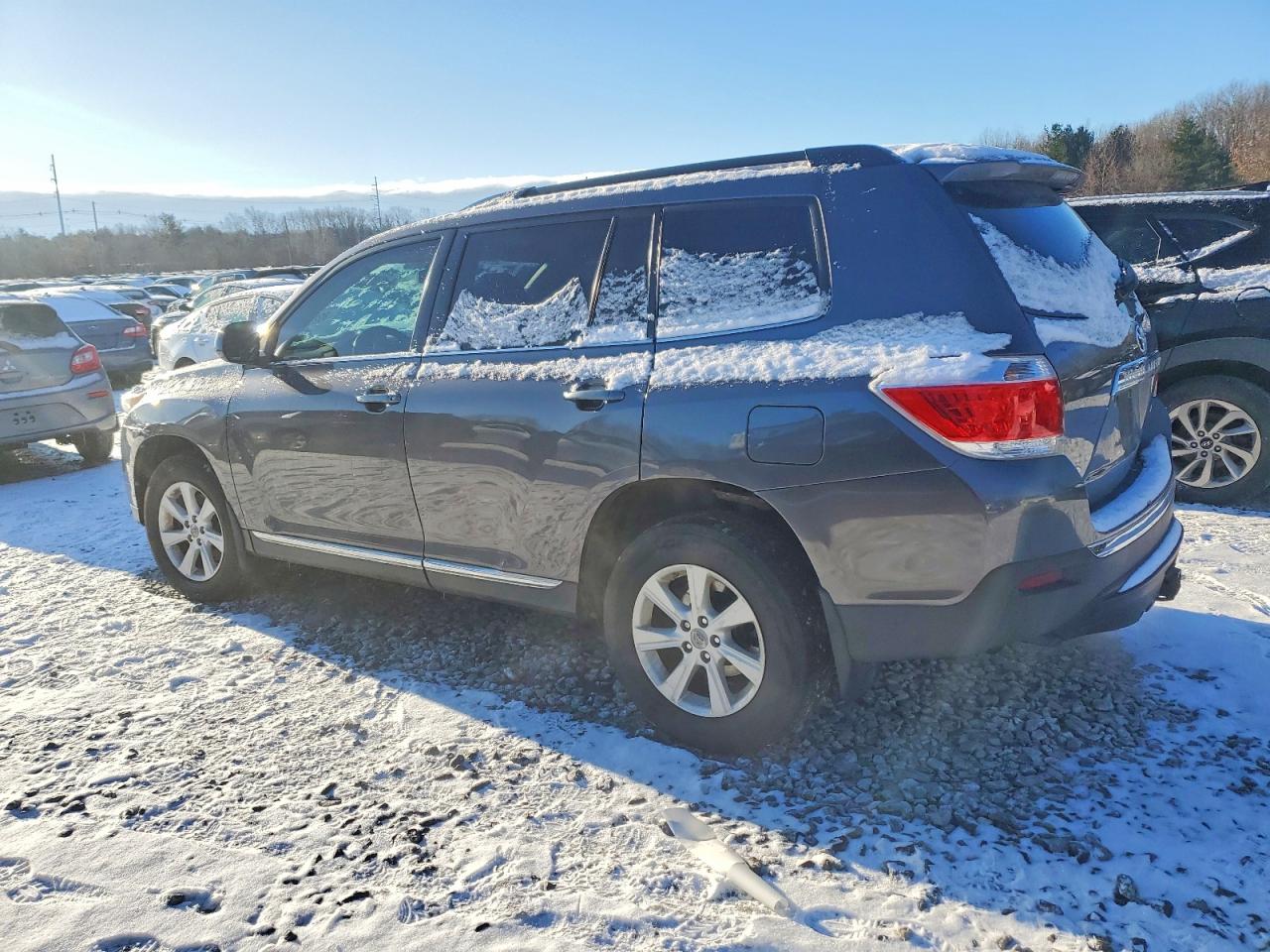 2012 TOYOTA HIGHLANDER BASE photo 2