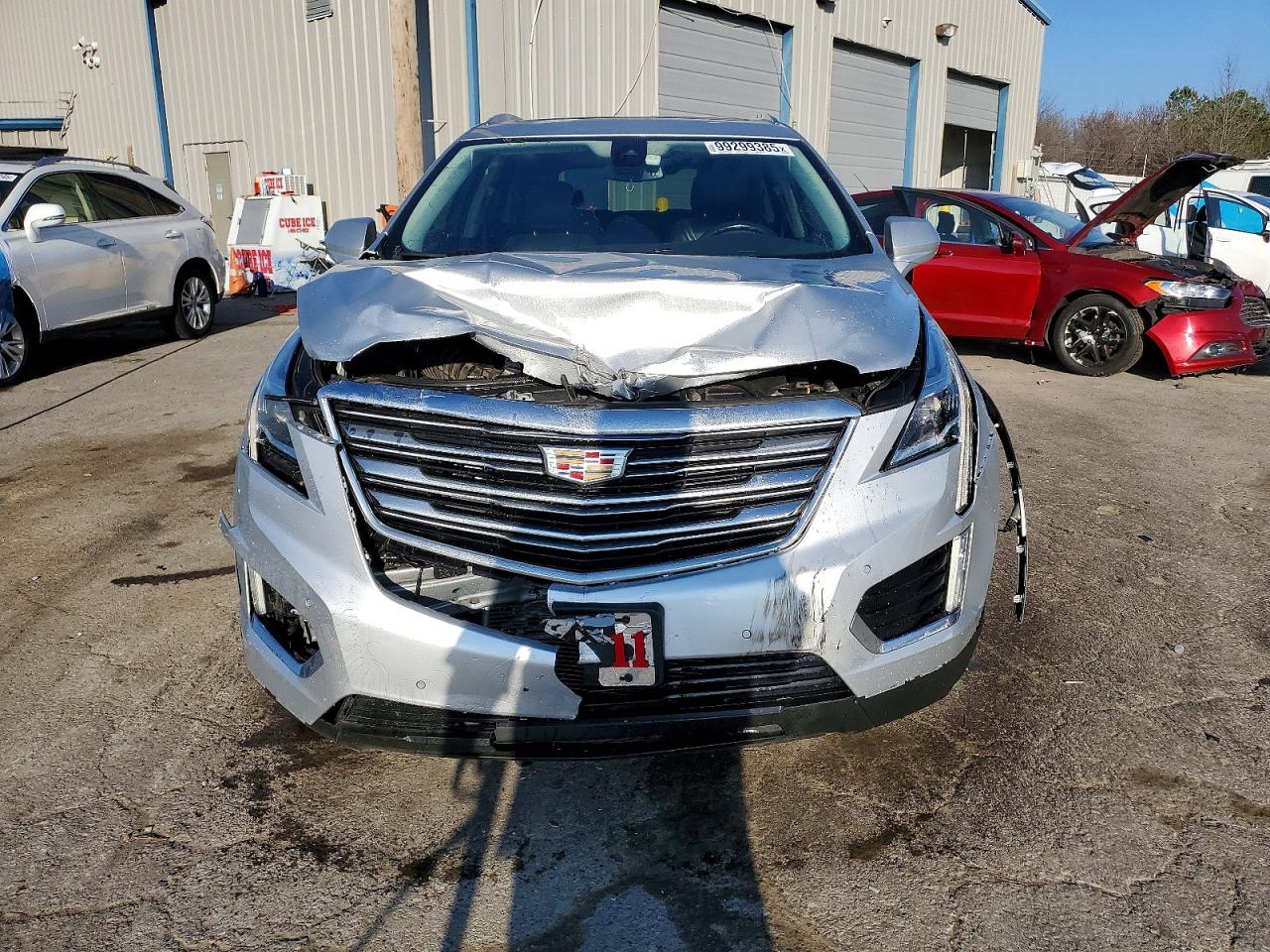 2017 CADILLAC XT5 PREMIUM LUXURY photo 5