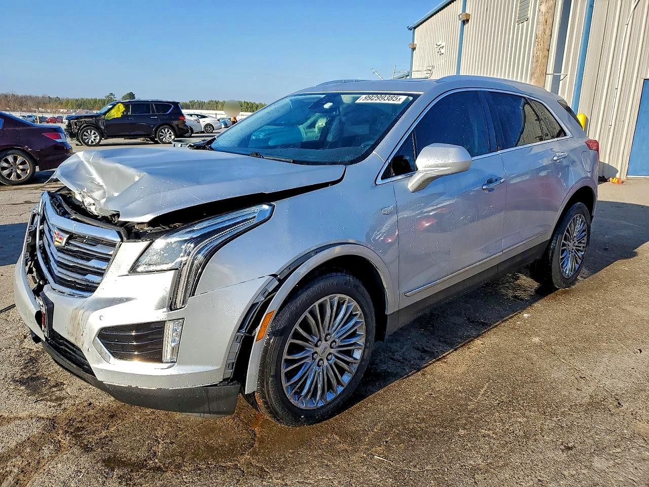 2017 CADILLAC XT5