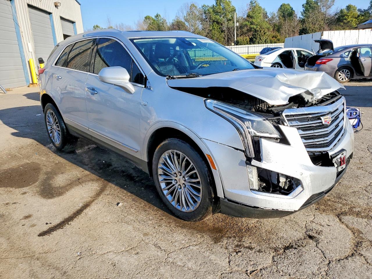 2017 CADILLAC XT5 PREMIUM LUXURY photo 4