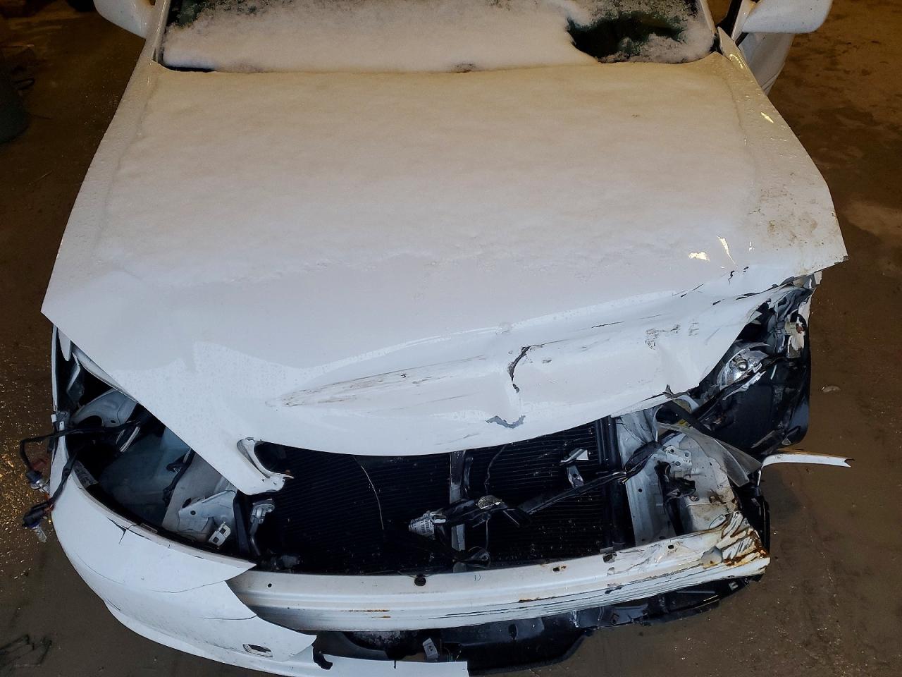 2003 TOYOTA CAMRY LE photo 11