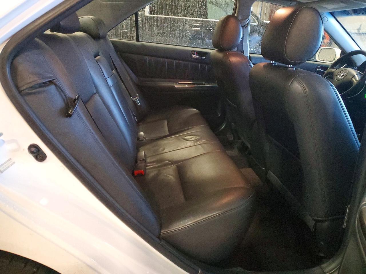 2003 TOYOTA CAMRY LE photo 10