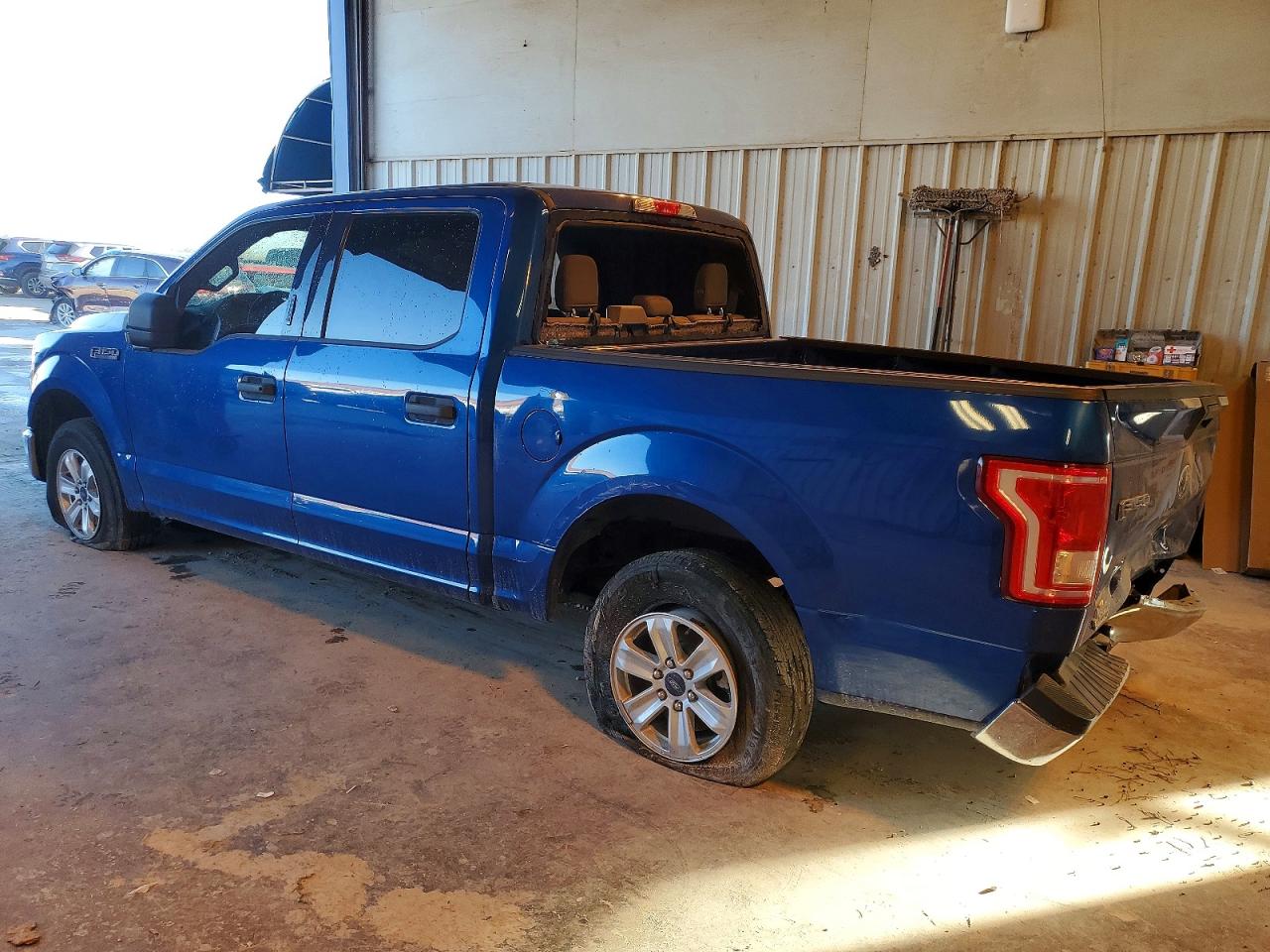 2017 FORD F150 SUPERCREW photo 2