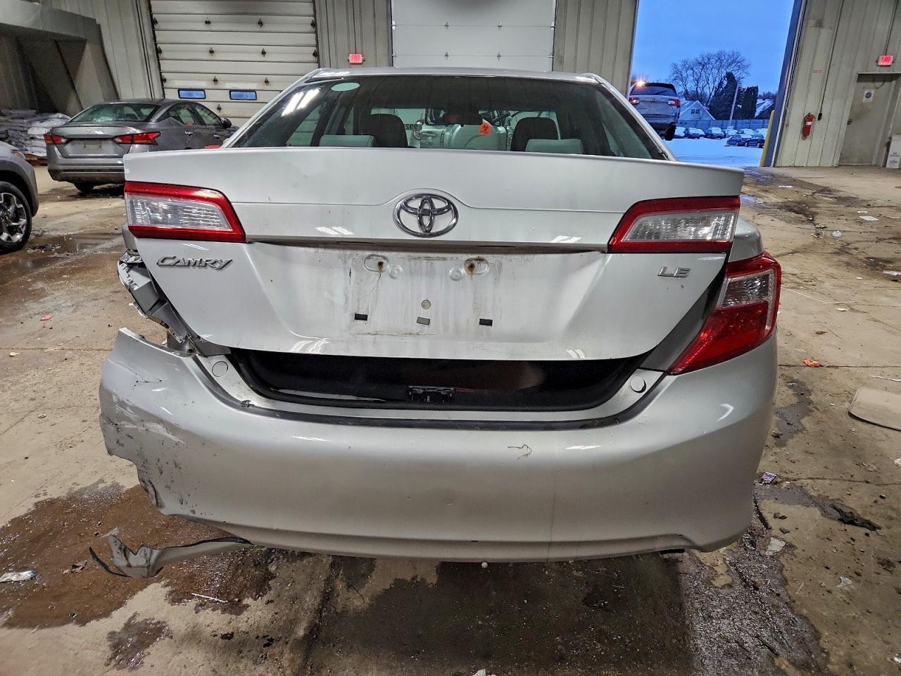 2012 TOYOTA CAMRY BASE photo 6