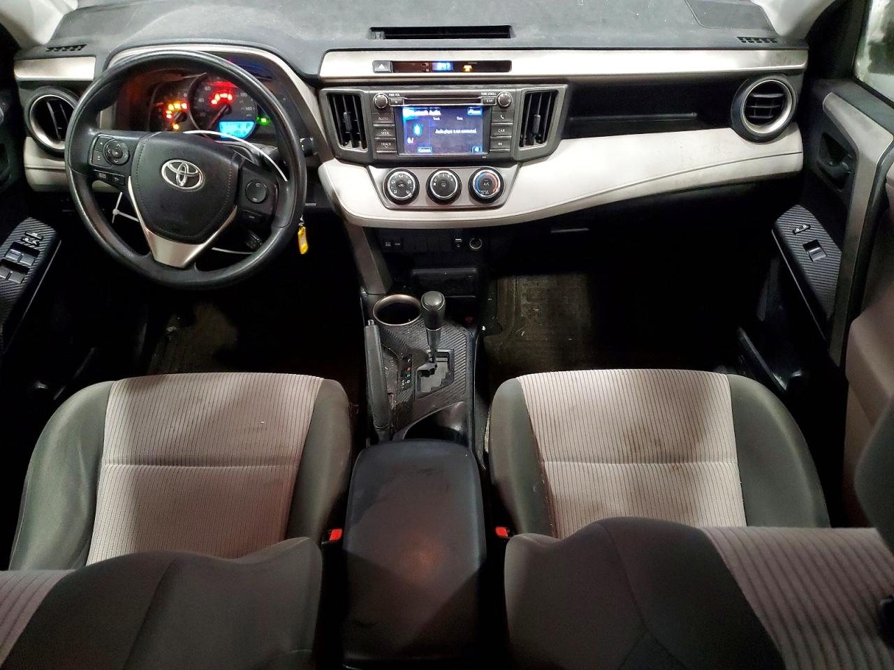 2013 TOYOTA RAV4 LE photo 8