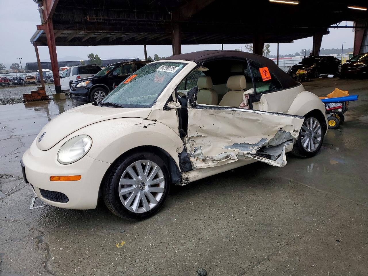 2008 VOLKSWAGEN NEW BEETLE