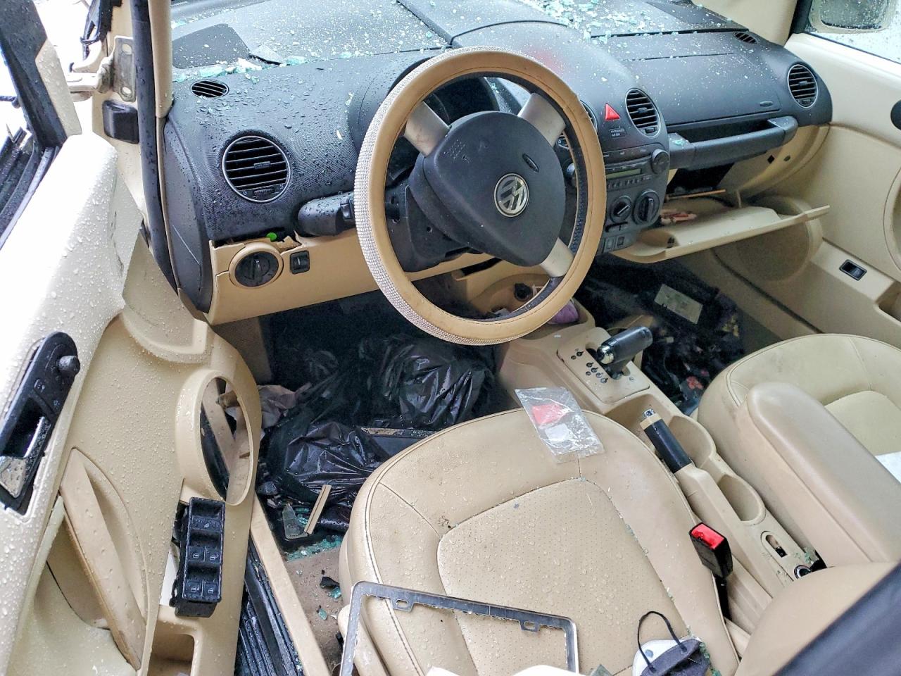 2008 VOLKSWAGEN NEW BEETLE CONVERTIBLE SE photo 15