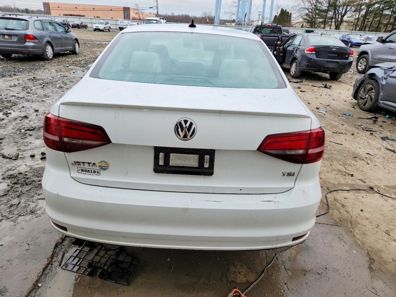 2016 VOLKSWAGEN JETTA SPORT photo 6