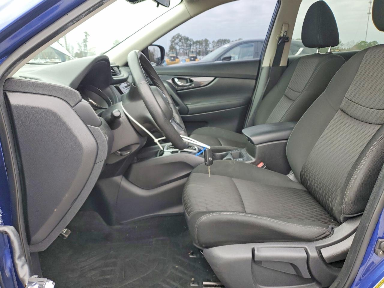 2019 NISSAN ROGUE S photo 7