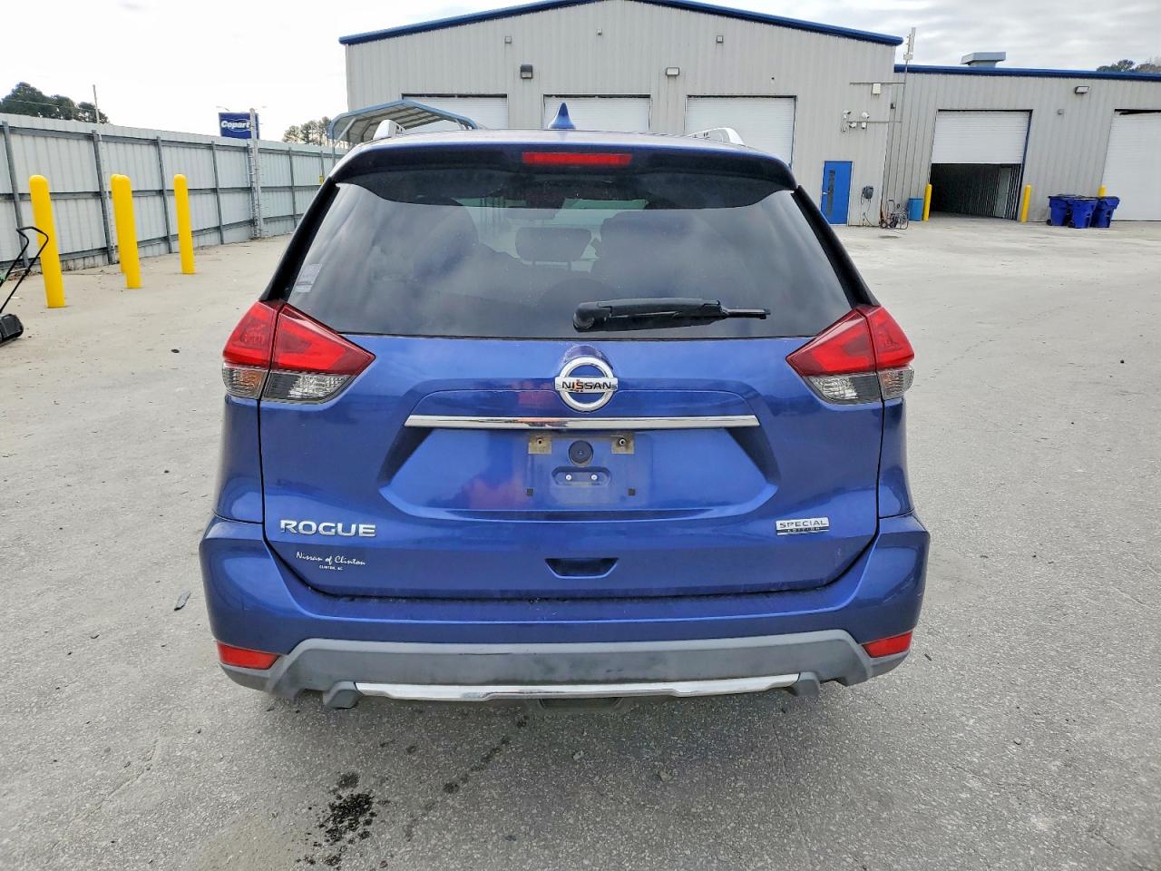 2019 NISSAN ROGUE S photo 6
