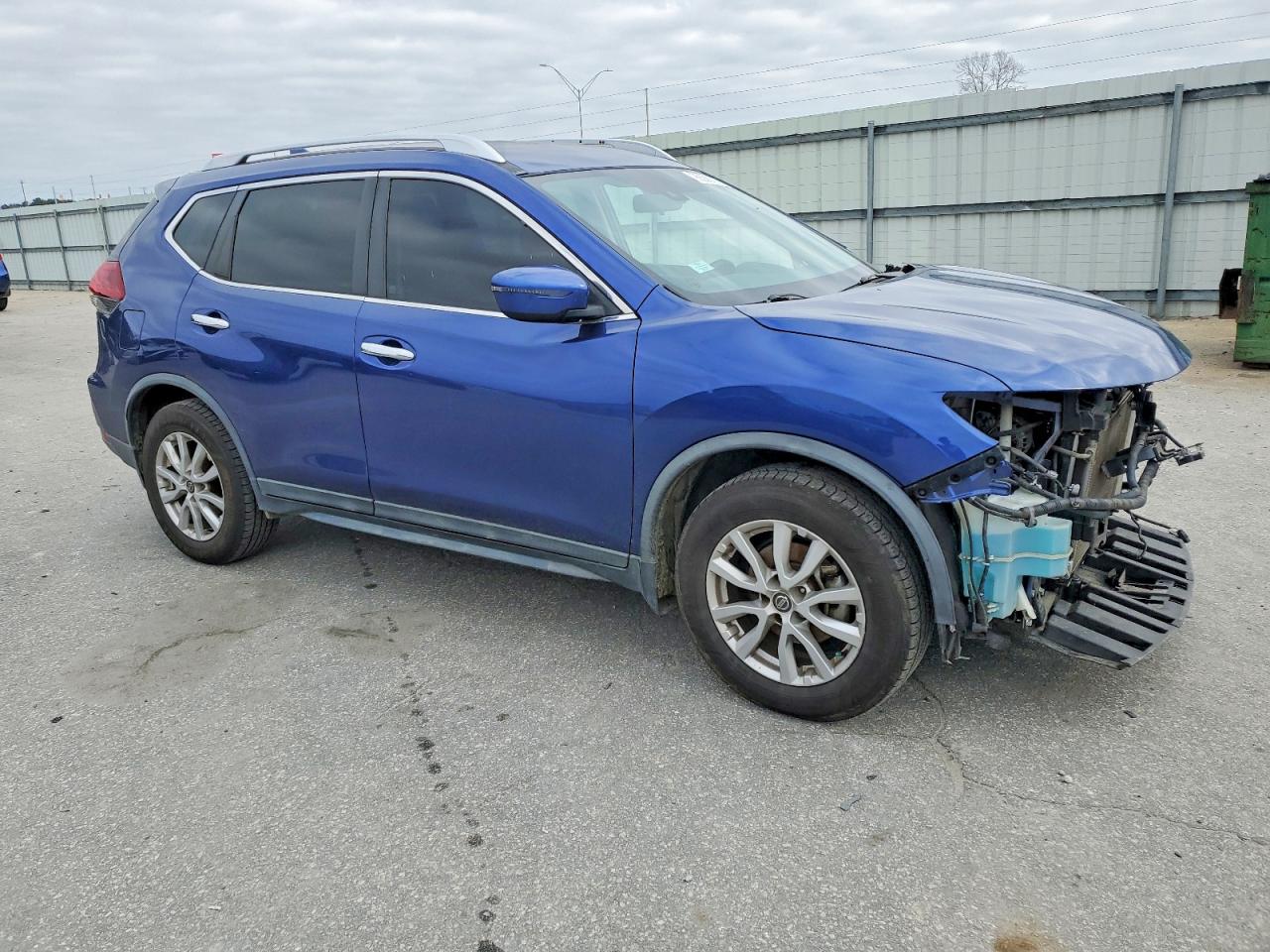 2019 NISSAN ROGUE S photo 4