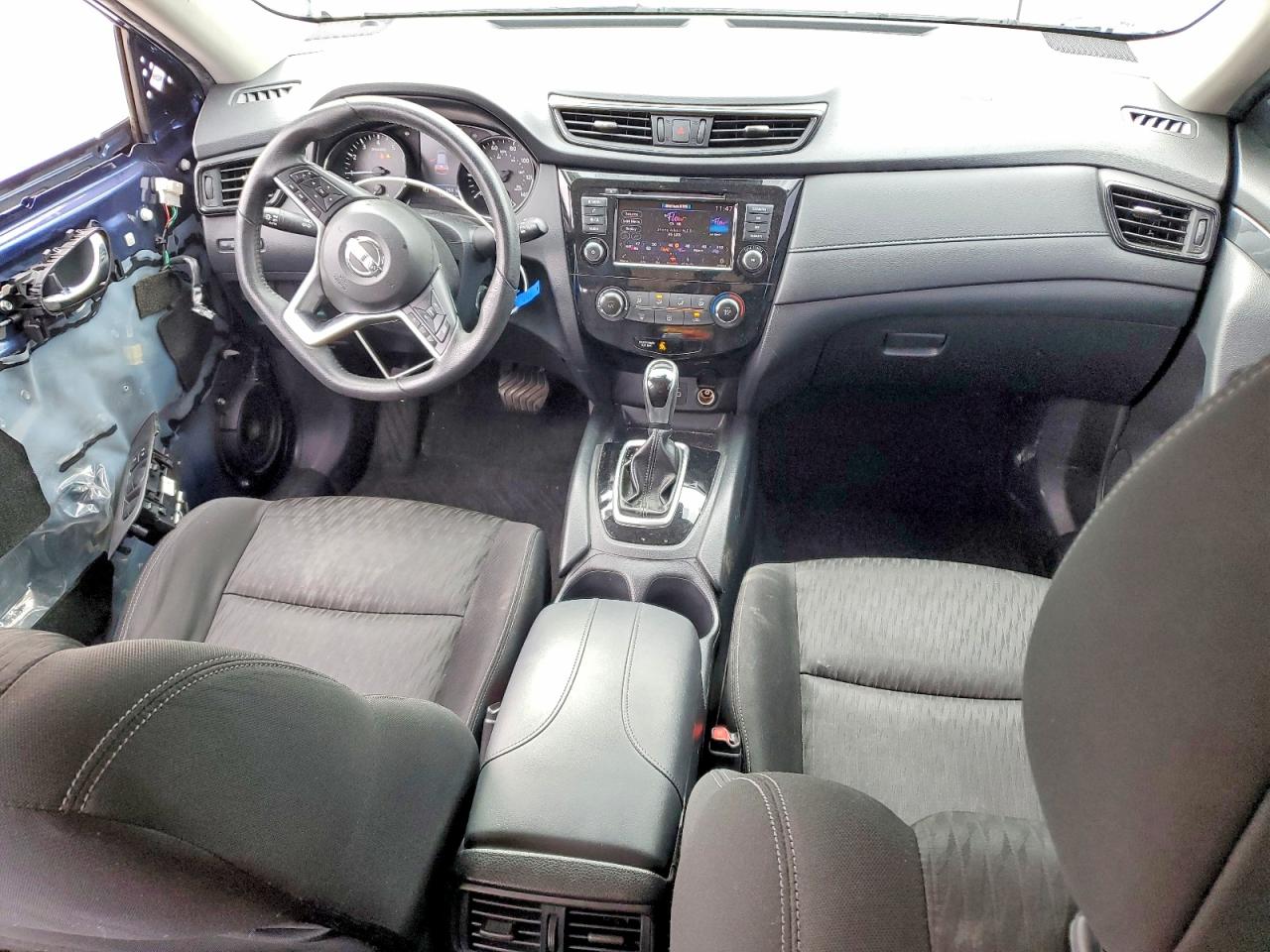 2019 NISSAN ROGUE S photo 8