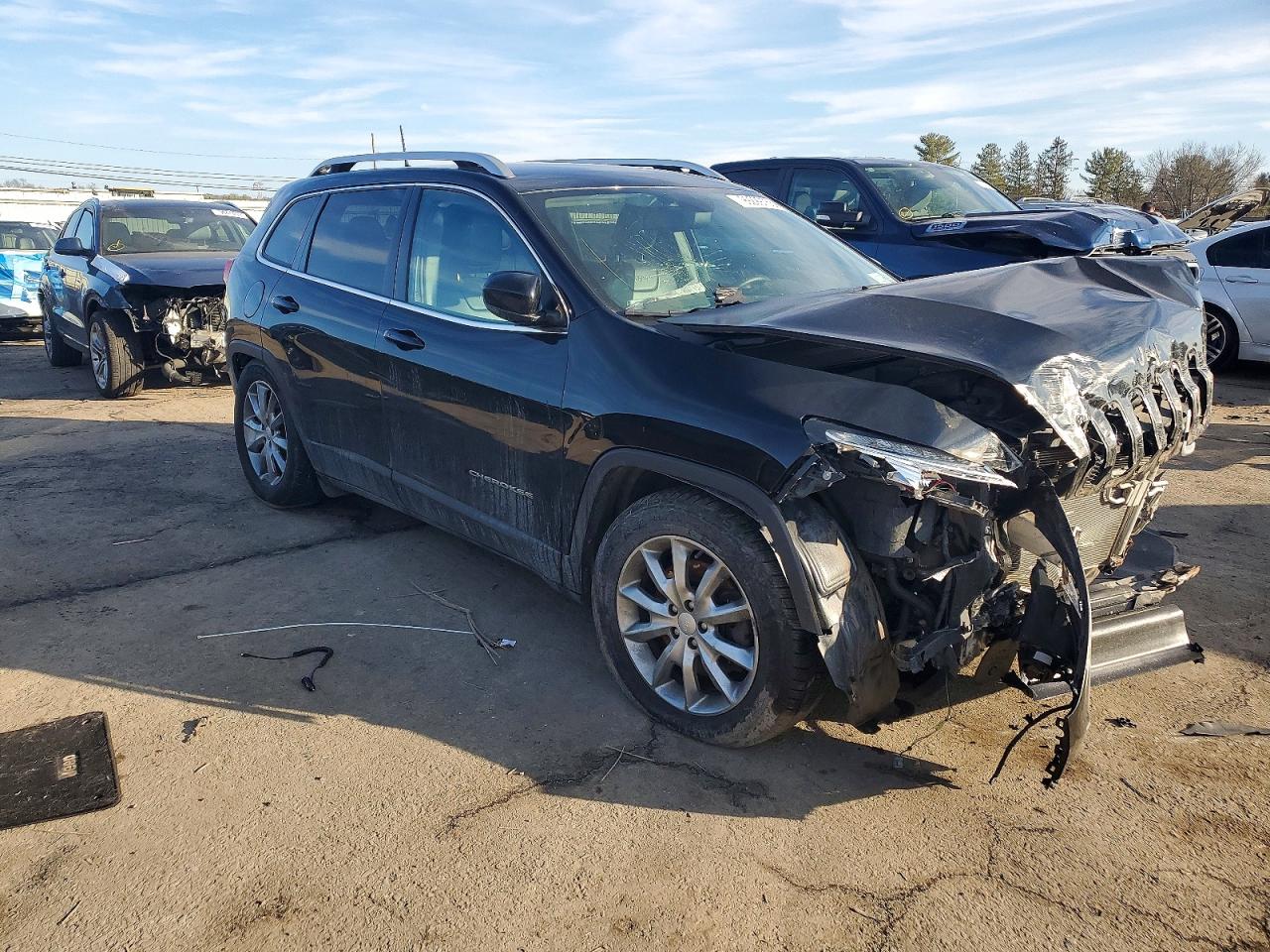 2018 JEEP CHEROKEE LIMITED photo 4