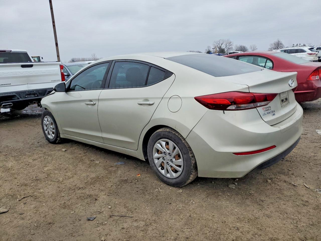 2018 HYUNDAI ELANTRA SE photo 4