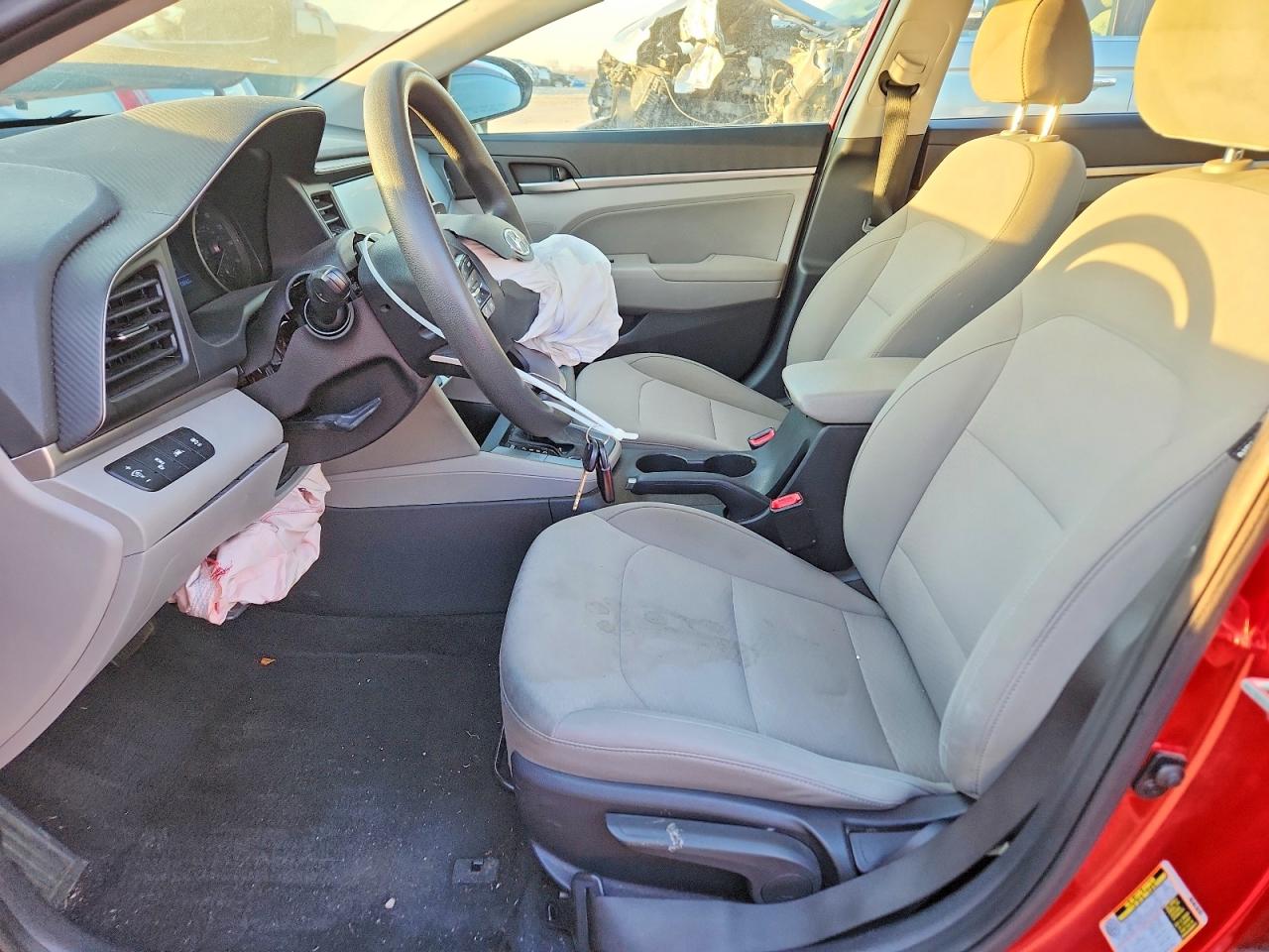 2020 HYUNDAI ELANTRA SEL photo 7