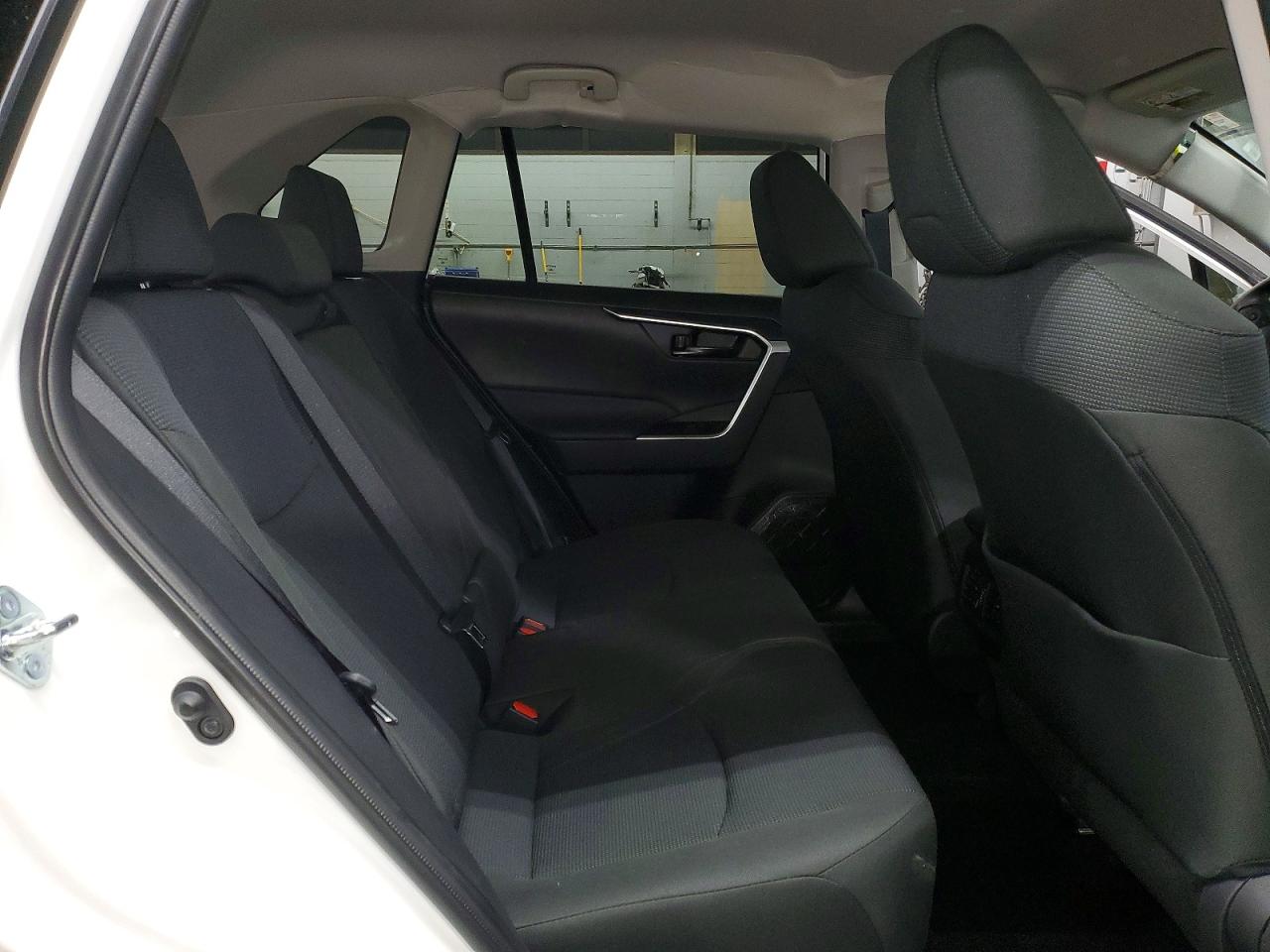 2025 TOYOTA RAV4 LE photo 11