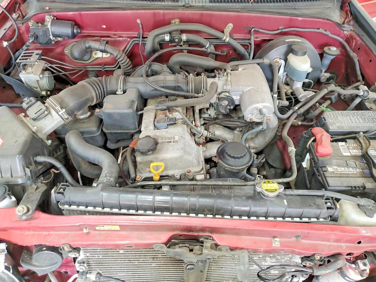 2004 TOYOTA TACOMA photo 21