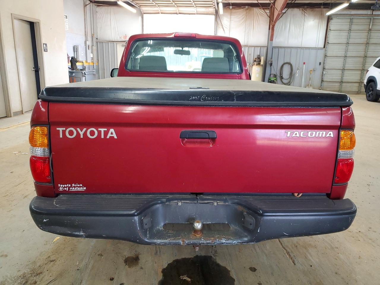 2004 TOYOTA TACOMA photo 19