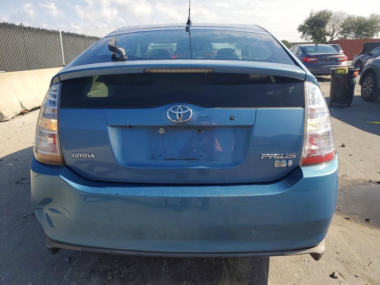2008 TOYOTA PRIUS photo 6