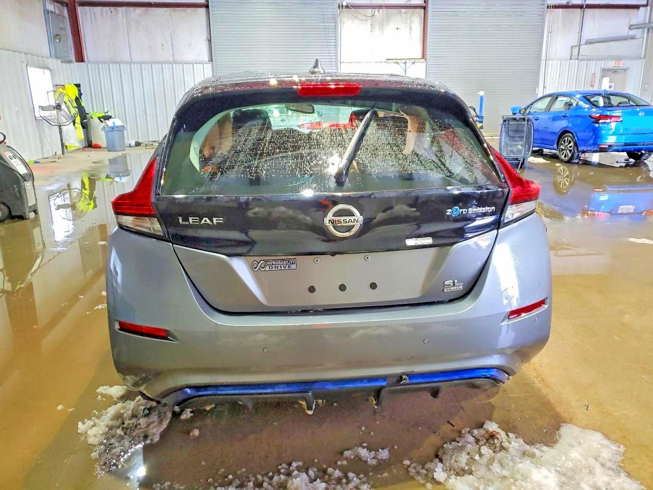 2021 NISSAN LEAF SL PLUS photo 6
