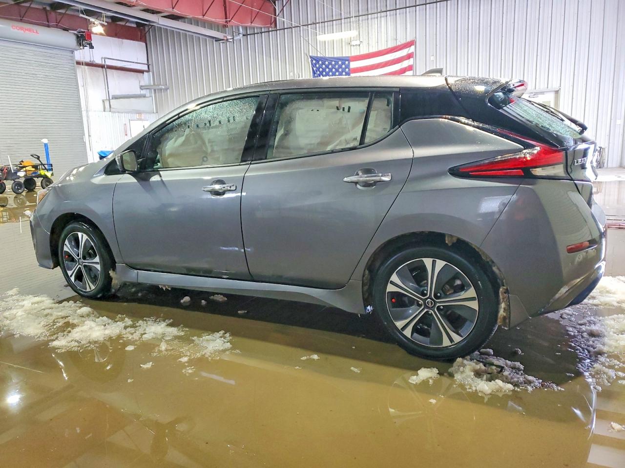 2021 NISSAN LEAF SL PLUS photo 2