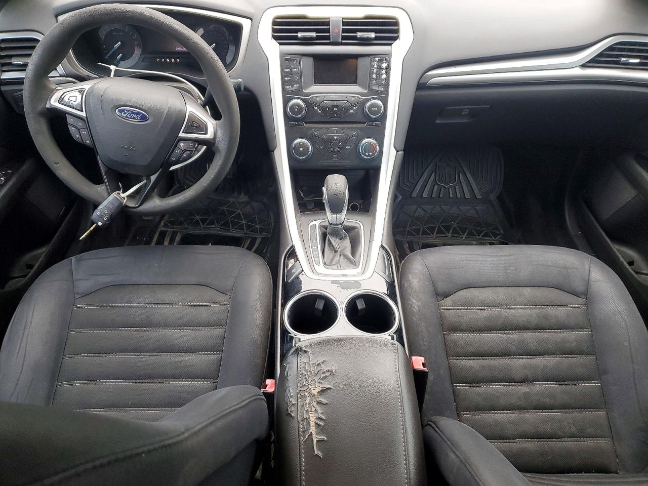 2013 FORD FUSION SE photo 15