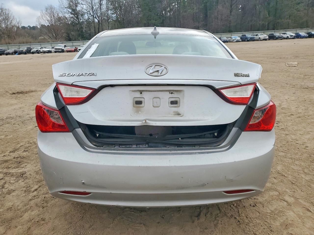 2013 HYUNDAI SONATA GLS photo 6