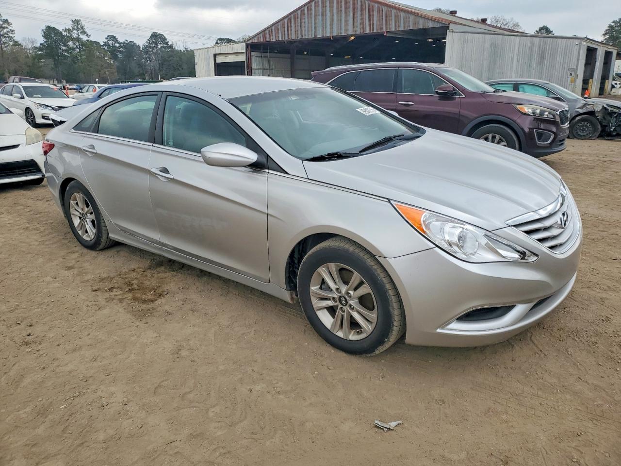 2013 HYUNDAI SONATA GLS photo 4
