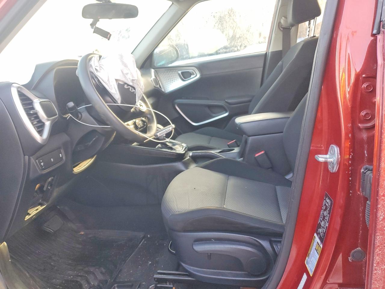 2022 KIA SOUL LX photo 7