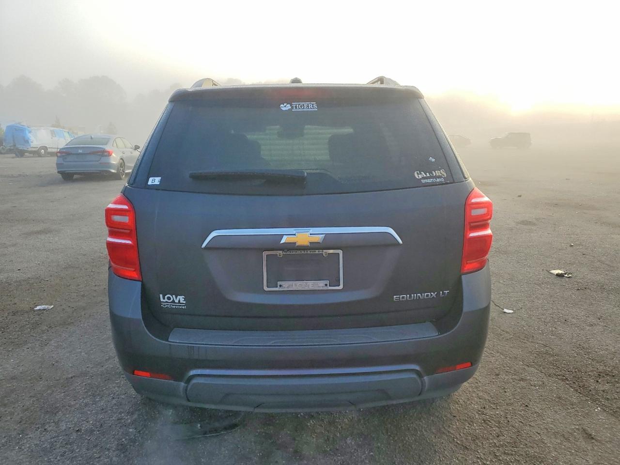 2016 CHEVROLET EQUINOX LT photo 6