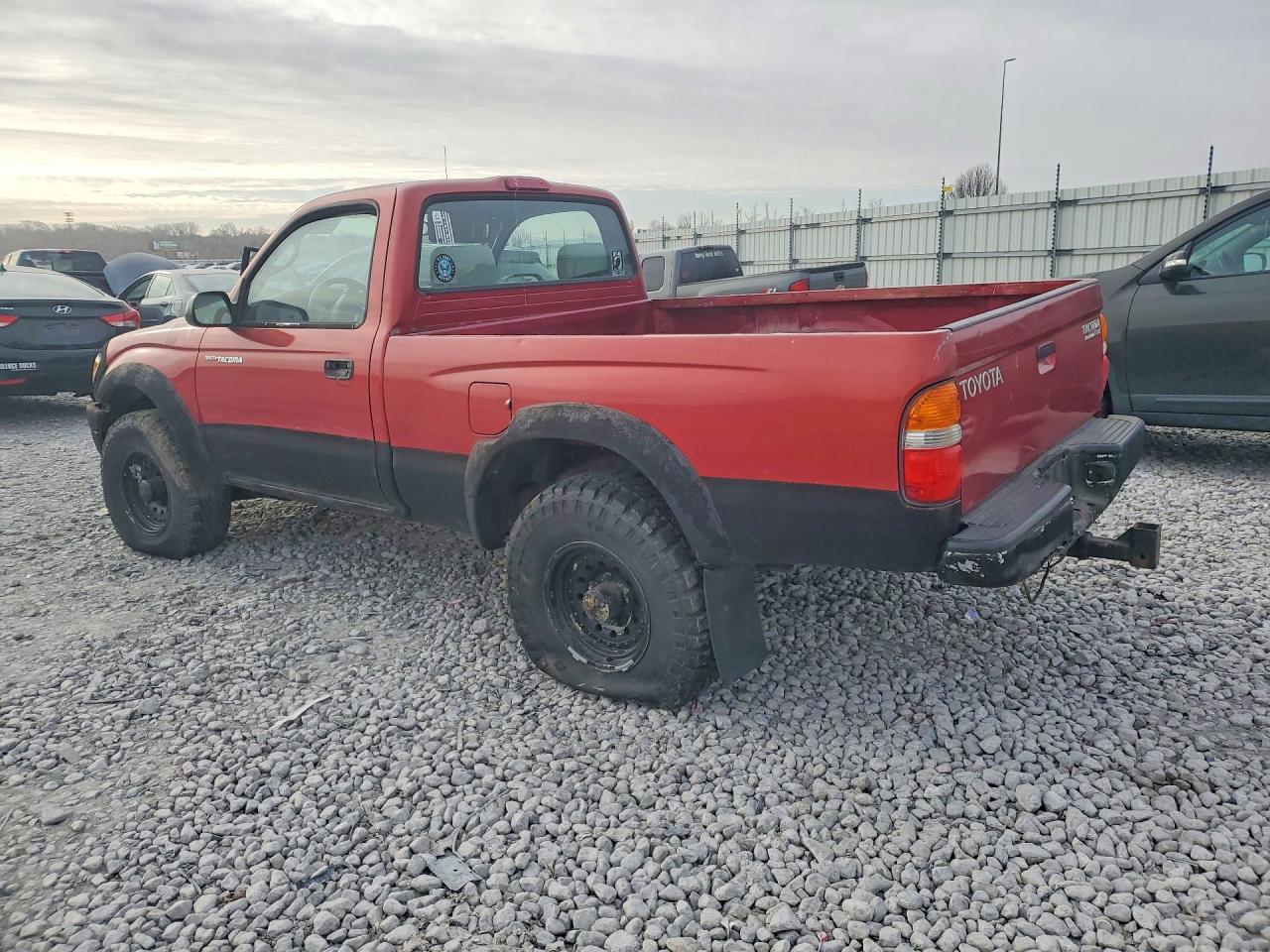2002 TOYOTA TACOMA PRERUNNER photo 3