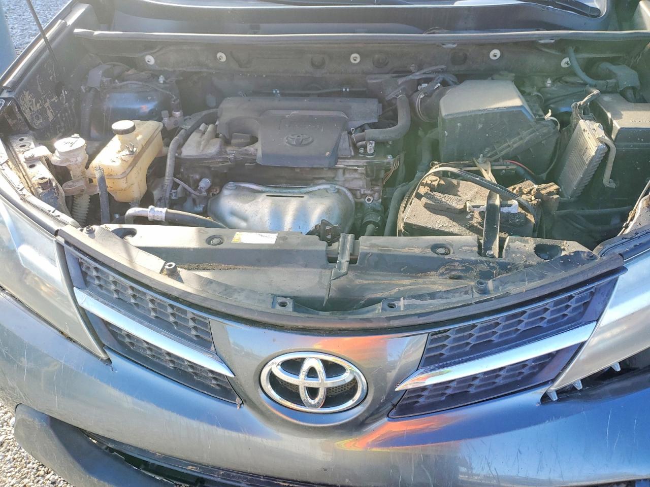 2015 TOYOTA RAV4 LE photo 12