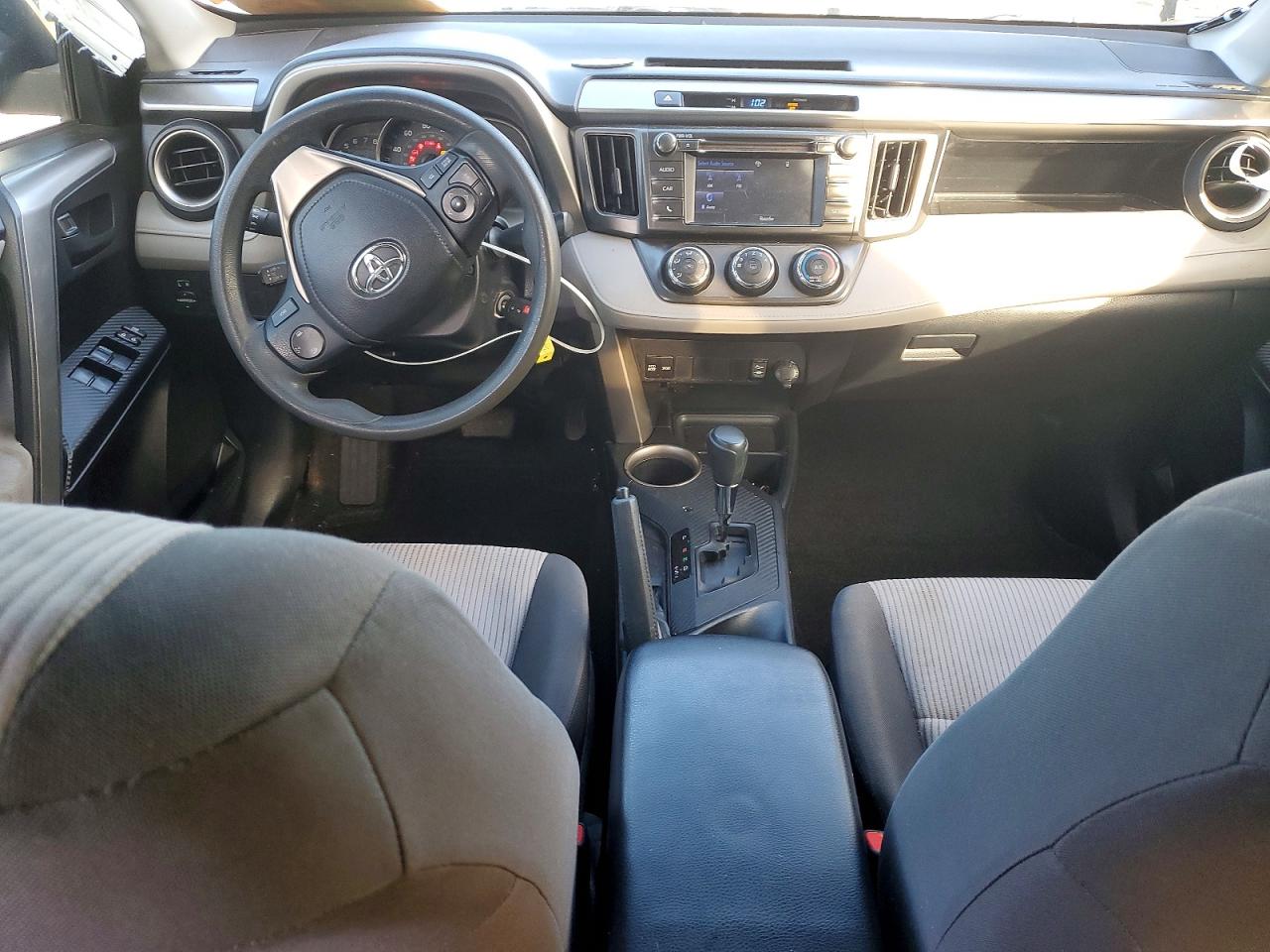 2015 TOYOTA RAV4 LE photo 8