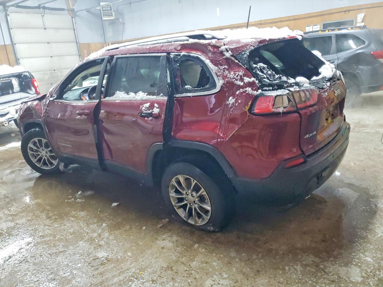 2021 JEEP CHEROKEE LATITUDE LUX photo 2